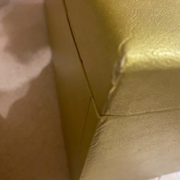 Vintage ladies extra large BUXTON jewelry box. Overall good condition - Picture 7 of 9